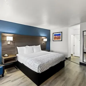 3* Hotel Surestay By Western Airport